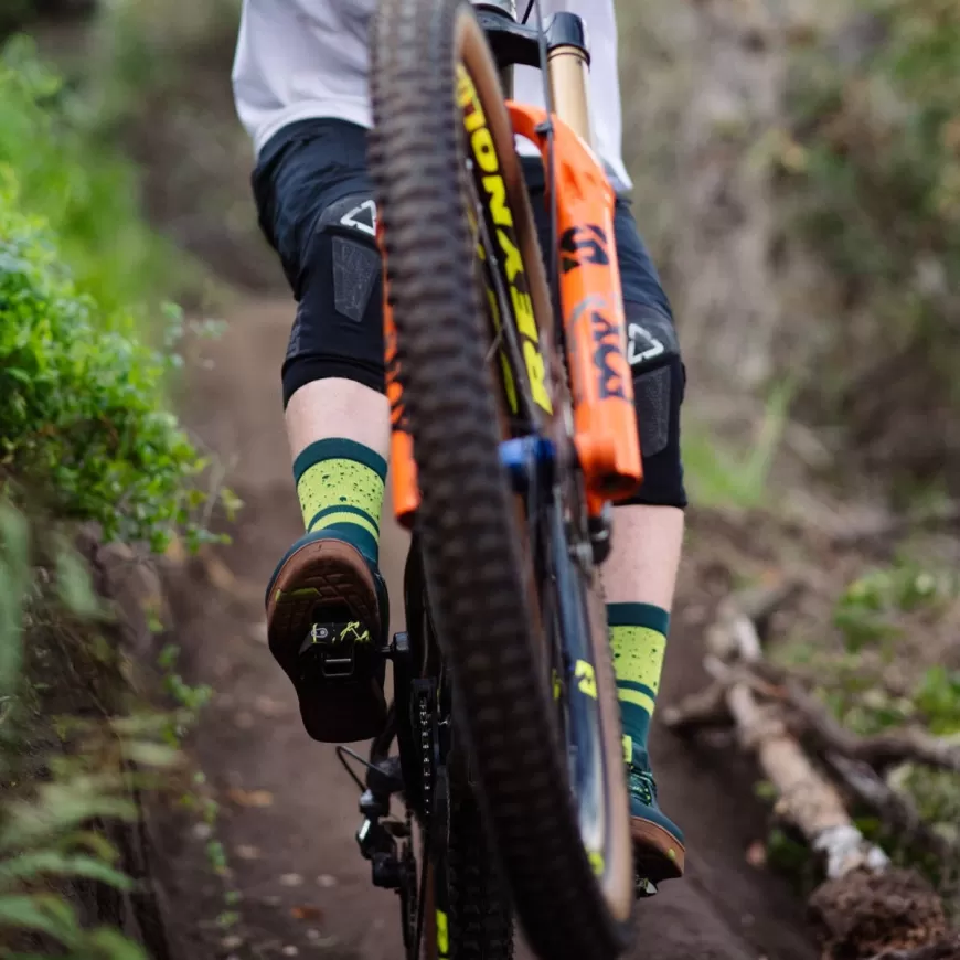 Socken | Socken*Crankbrothers Icon MTB Socks - Petrol/Lime Splatter LimeGreenSplatter